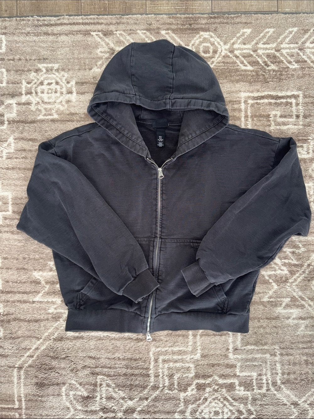 H&M Men’s Crop, Black Zip-Up Hoodie